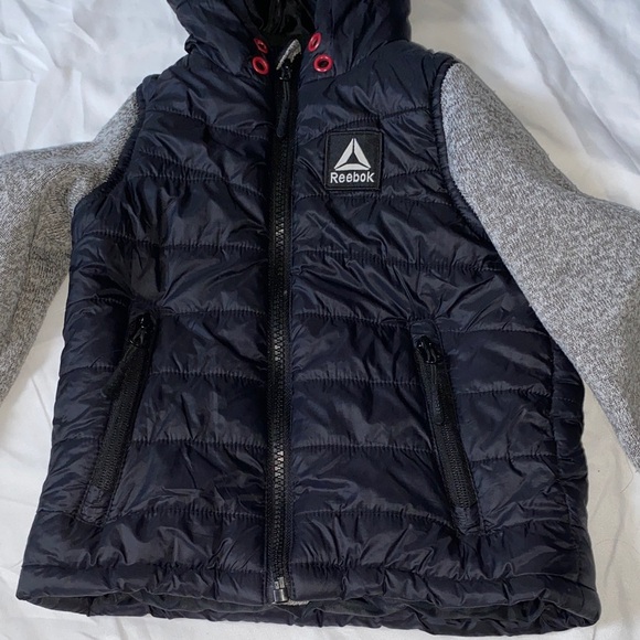Reebok Black and Gray Hooded Jacket - Picture 2 of 16